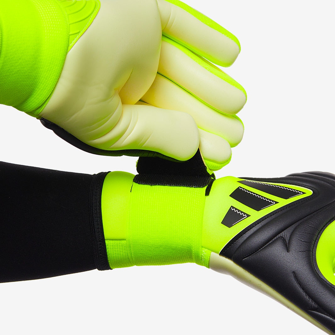 Adidas Copa Pro Goalkeeper Gloves