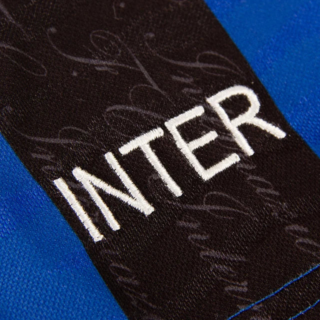 Inter Milan 1997/98 Retro Football Shirt