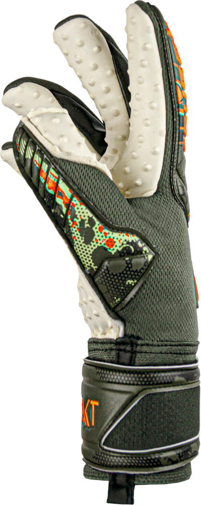 Reusch Attrakt Speedbump Black