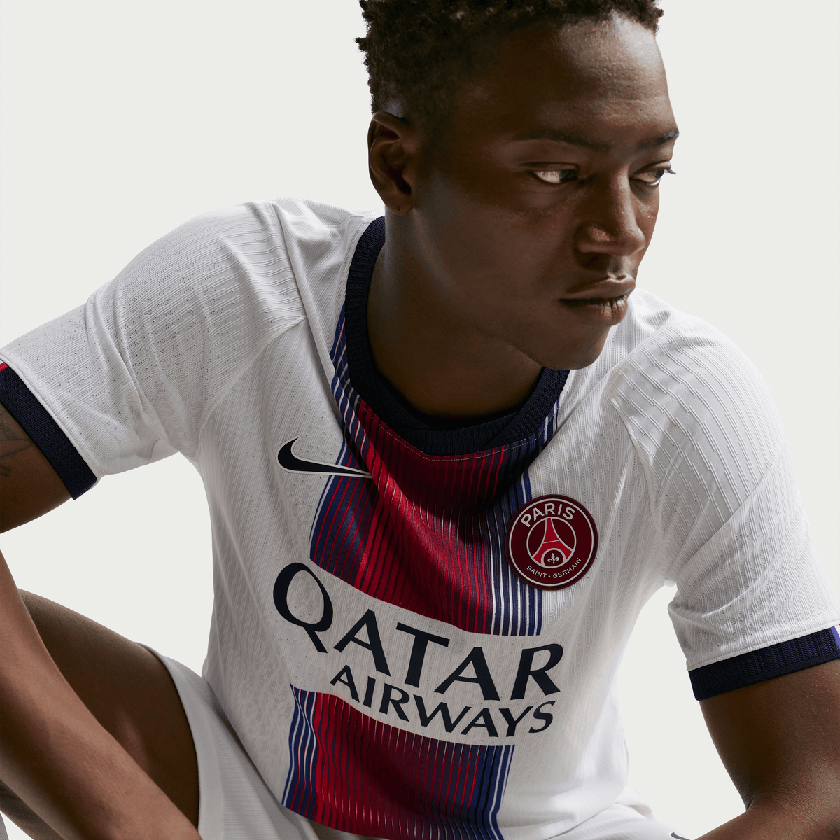 Nike Paris Saint-Germain 26/27 Authentic Away Jersey