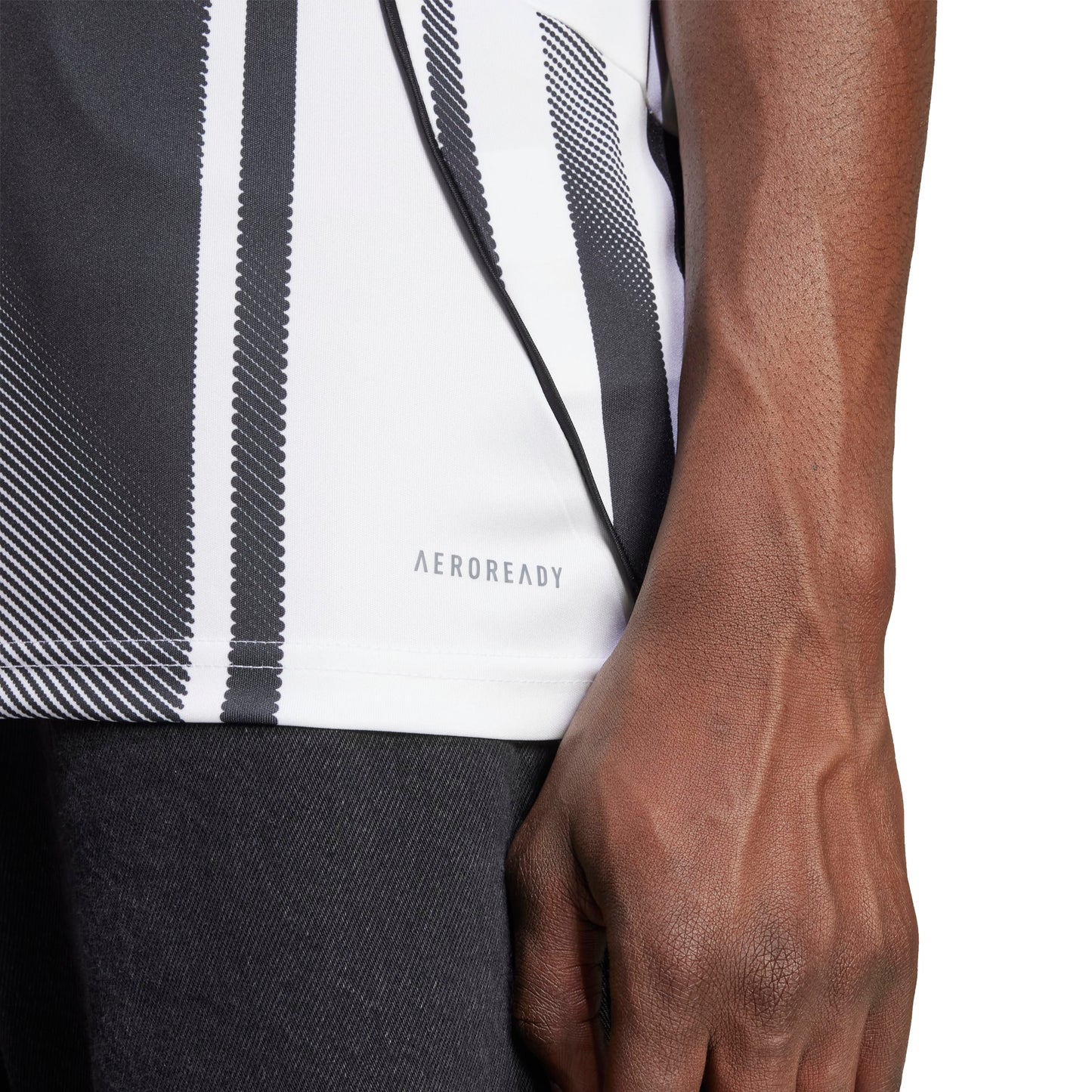 Adidas Juventus 25/26 Home Jersey