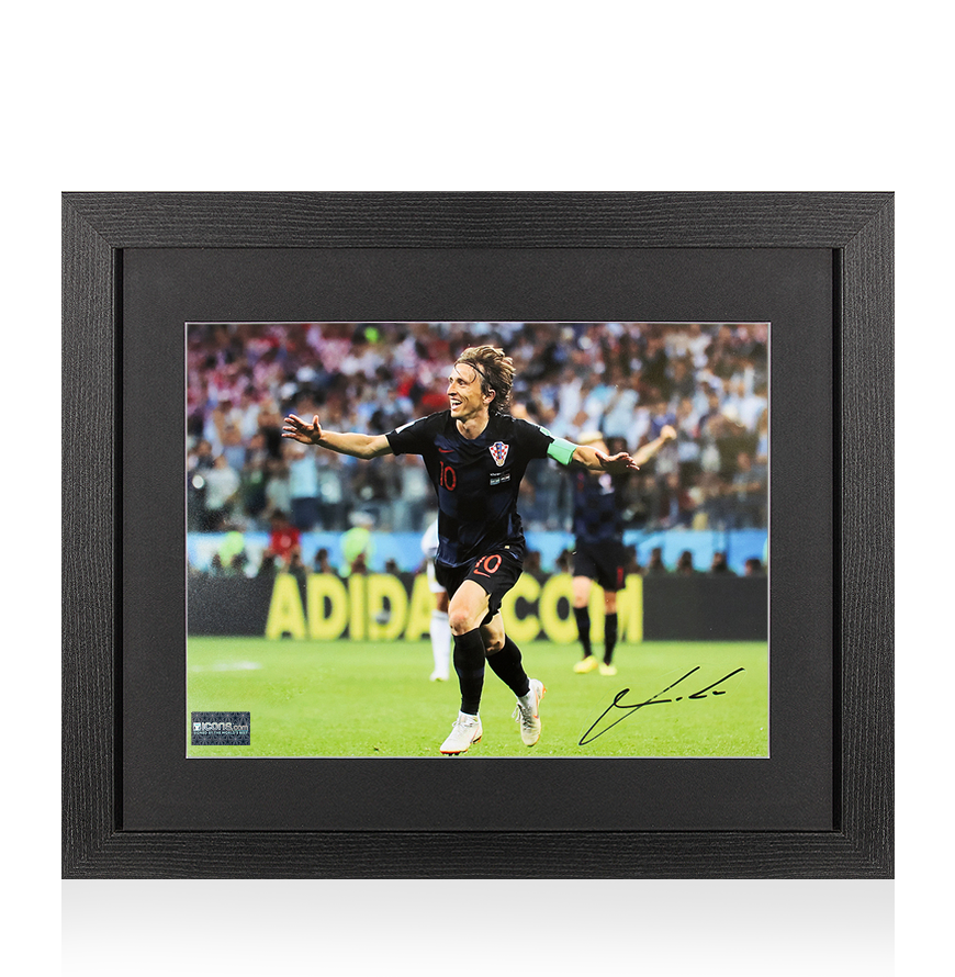 Photo signée par Luka Modric de la Croatie