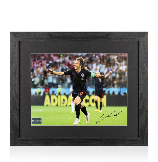 Photo signée par Luka Modric de la Croatie