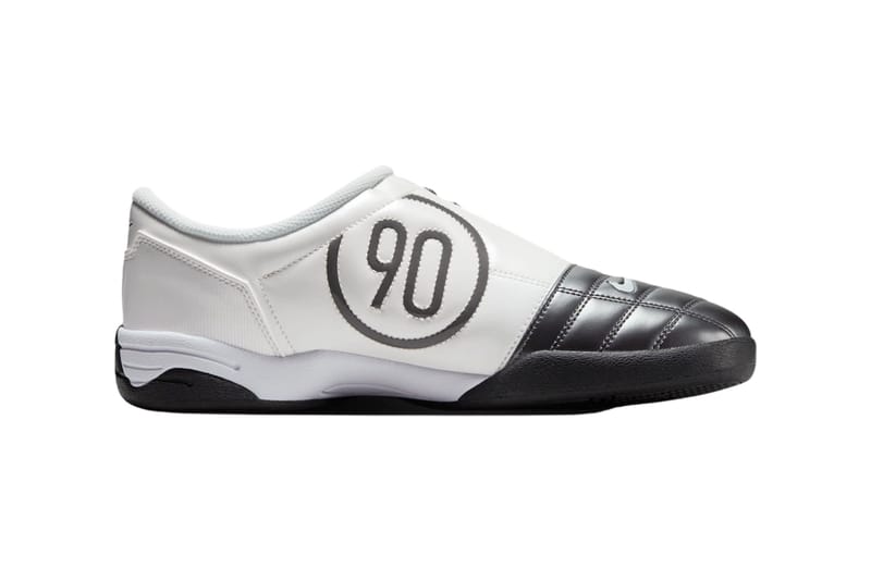 Nike Total 90 Shoes