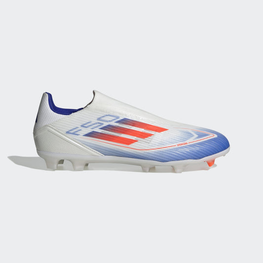 Chaussures de football sans lacets Adidas F50 League pour terrains fermes et multi-surfaces, blanc/rouge/bleu