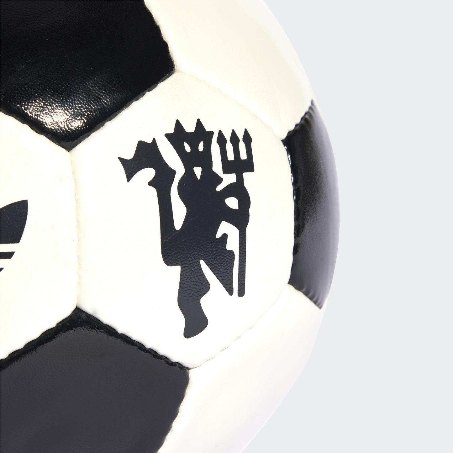 Adidas Manchester United Third Club Ball