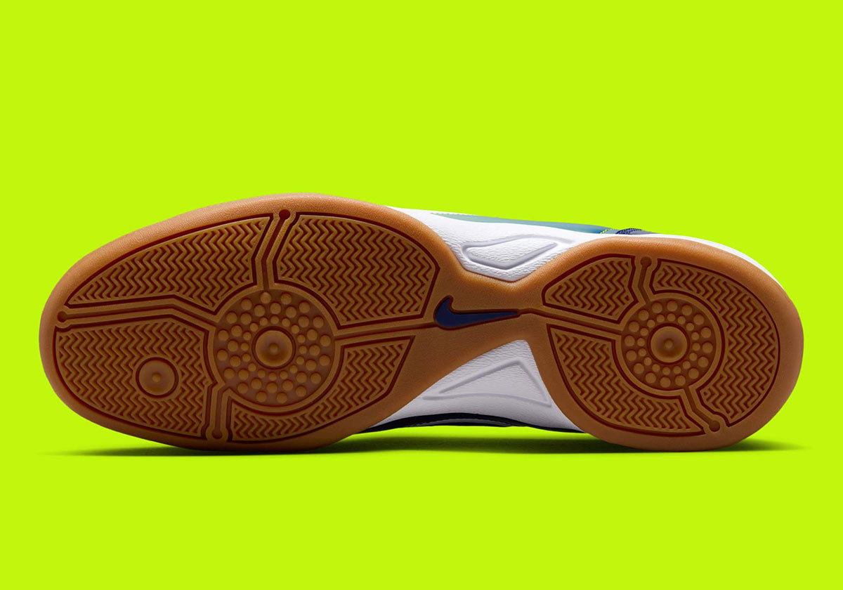 Nike Total 90 Shoes