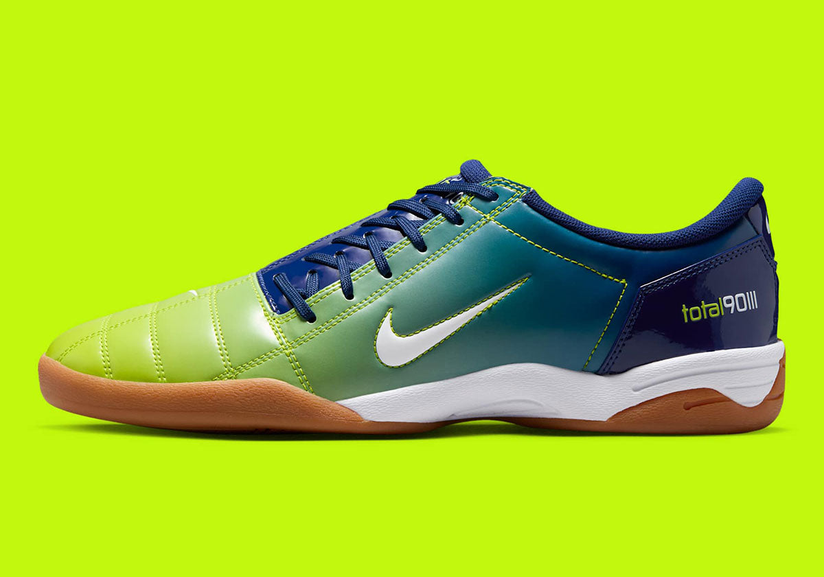 Nike Total 90 Shoes