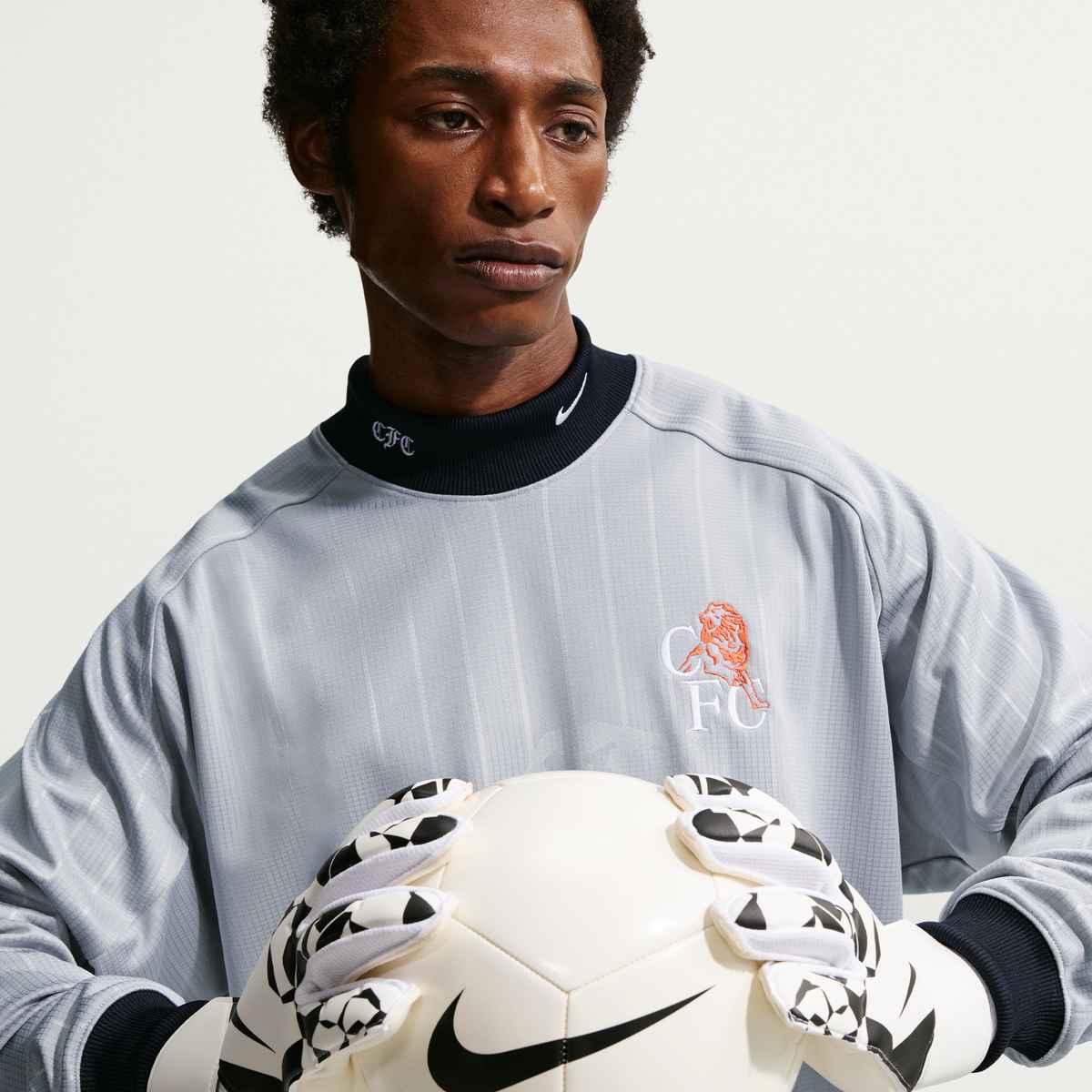 Nike Chelsea Long-Sleeve Goalkeeper Shirt