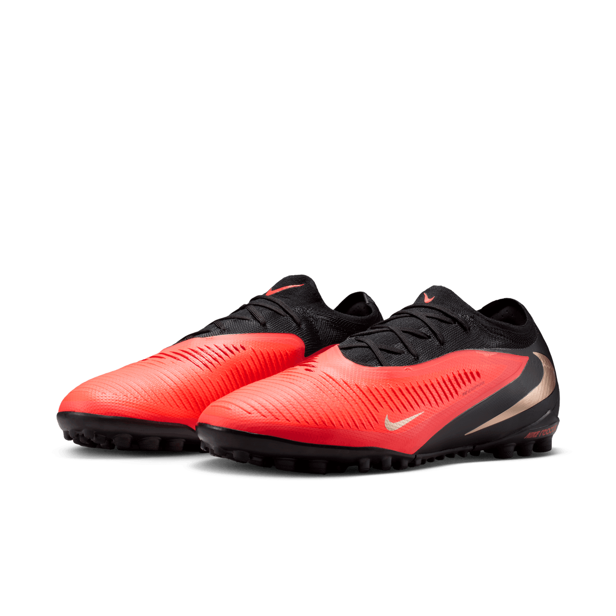Nike Phantom 6 Low Pro Turf