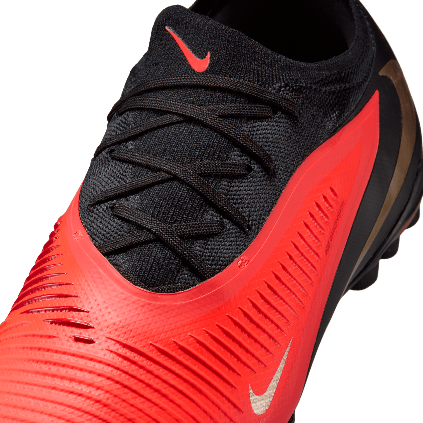 Nike Phantom 6 Low Pro Turf