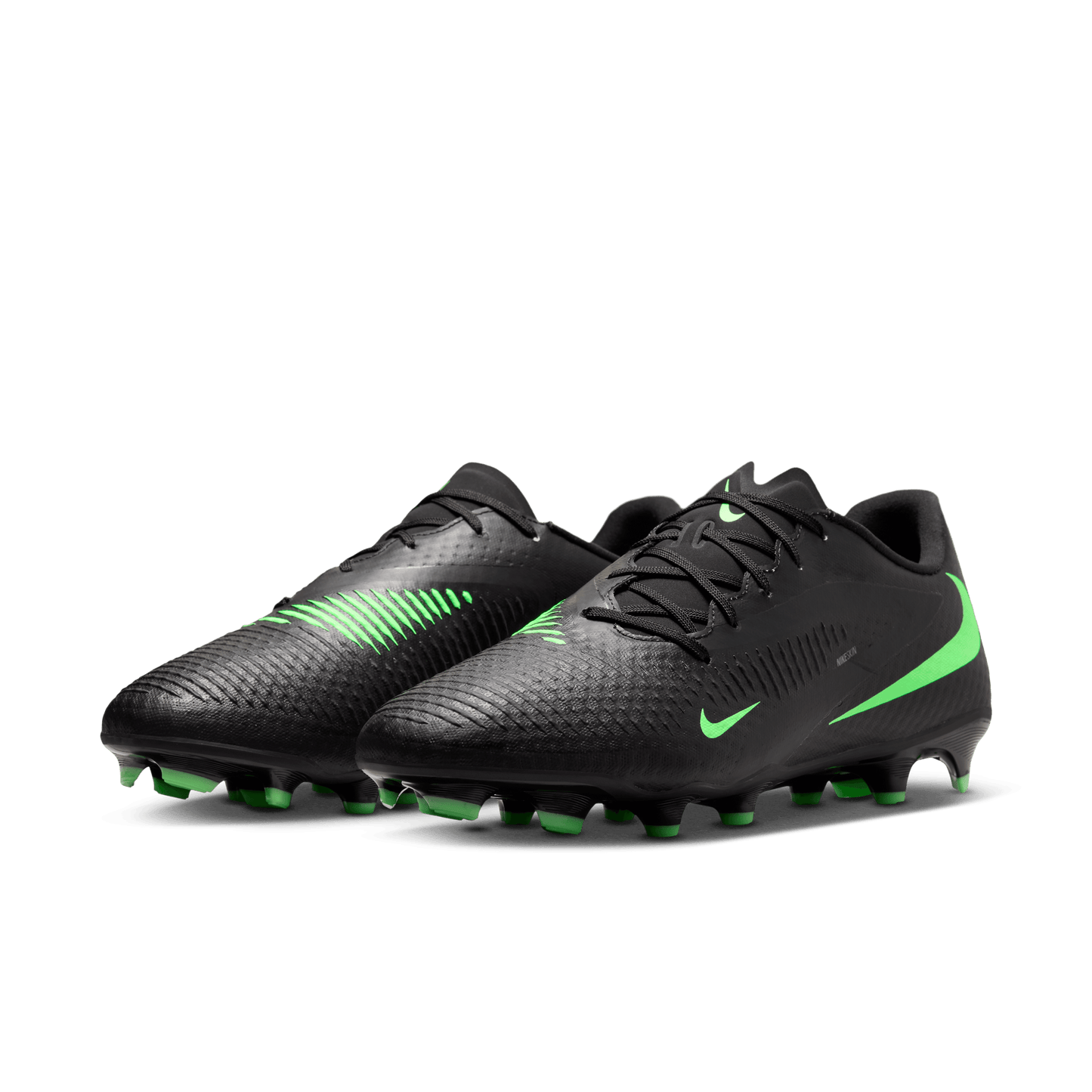 Nike Phantom 6 Low Academy FG/MG