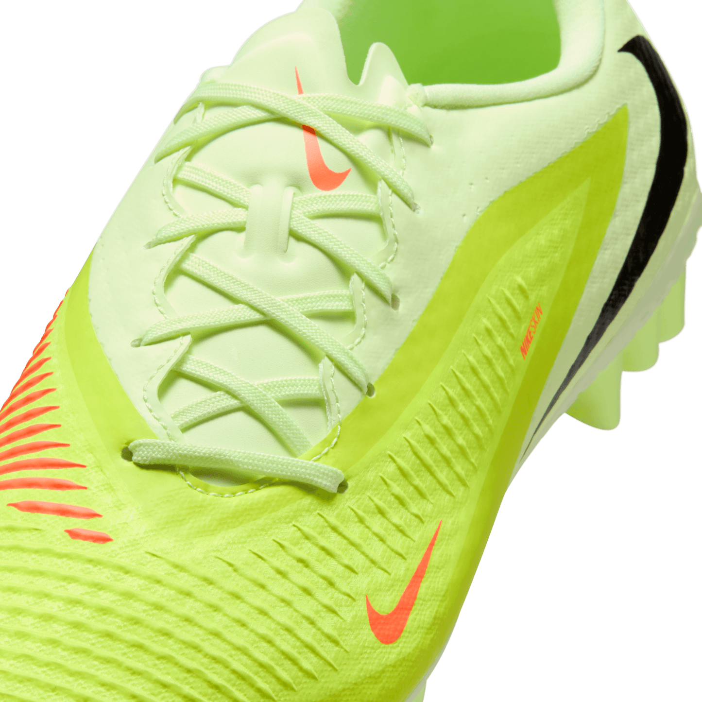 Nike Phantom 6 Low Academy FG