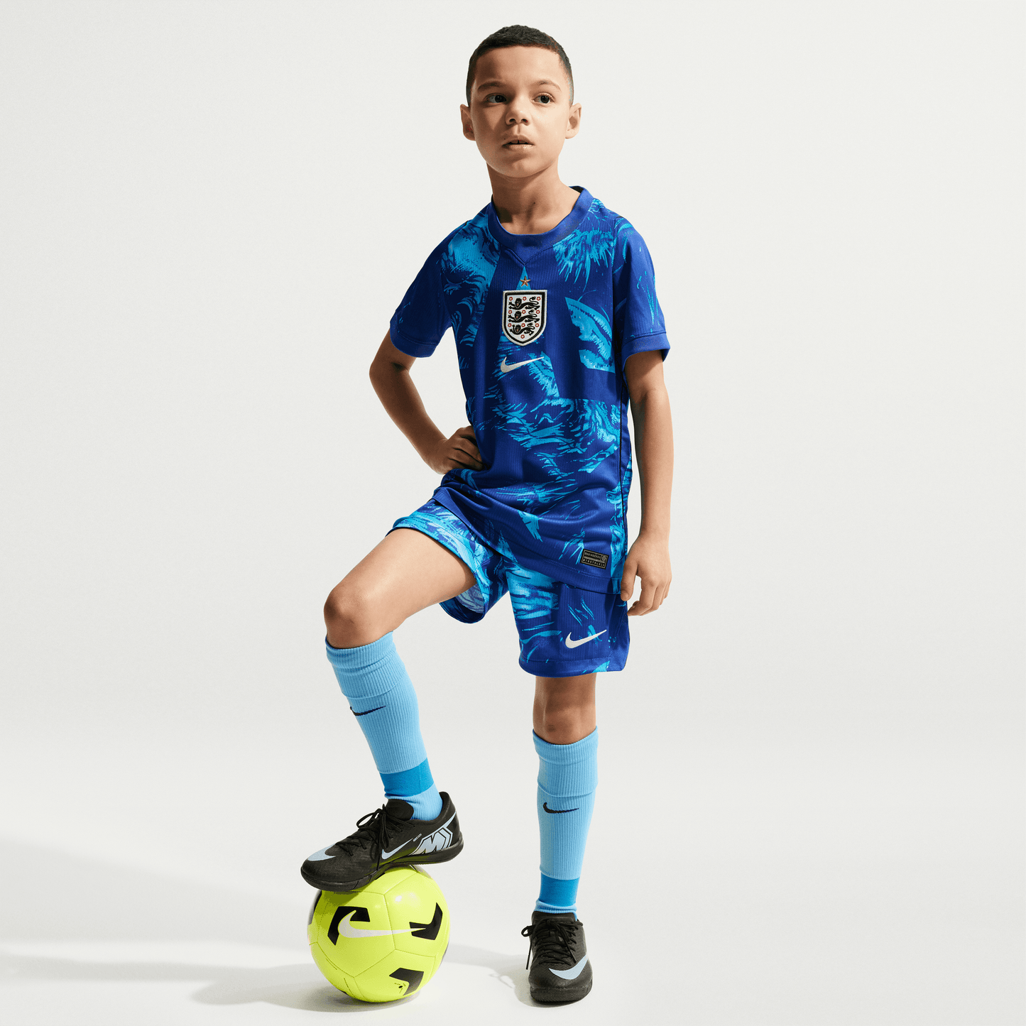 Nike England 2026 Goalkeeper Jersey Youth