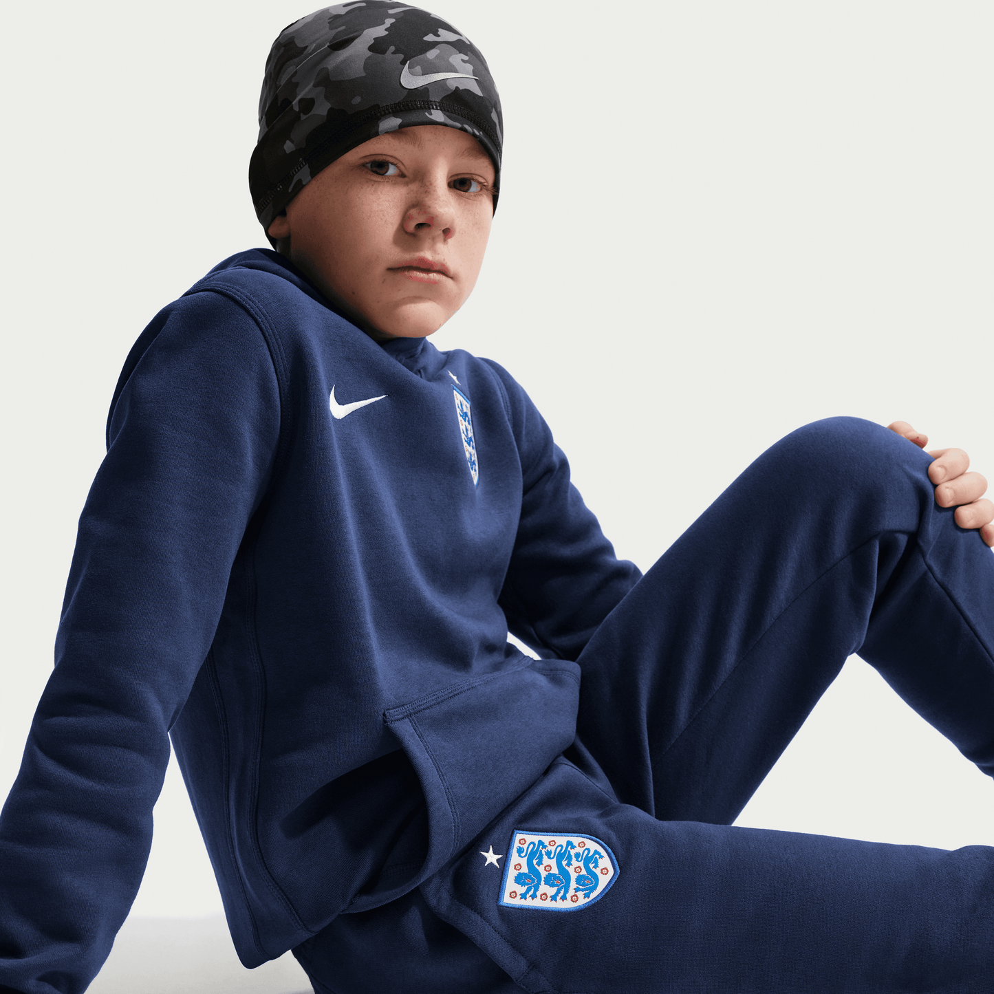 Nike England 2026 Club Fleece Track Pants
