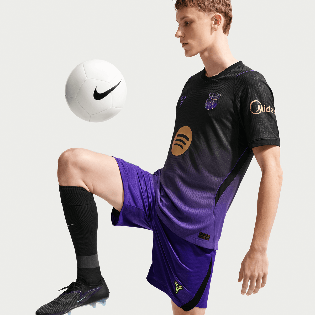 Nike Barcelona 26/27 Authentic Away Jersey
