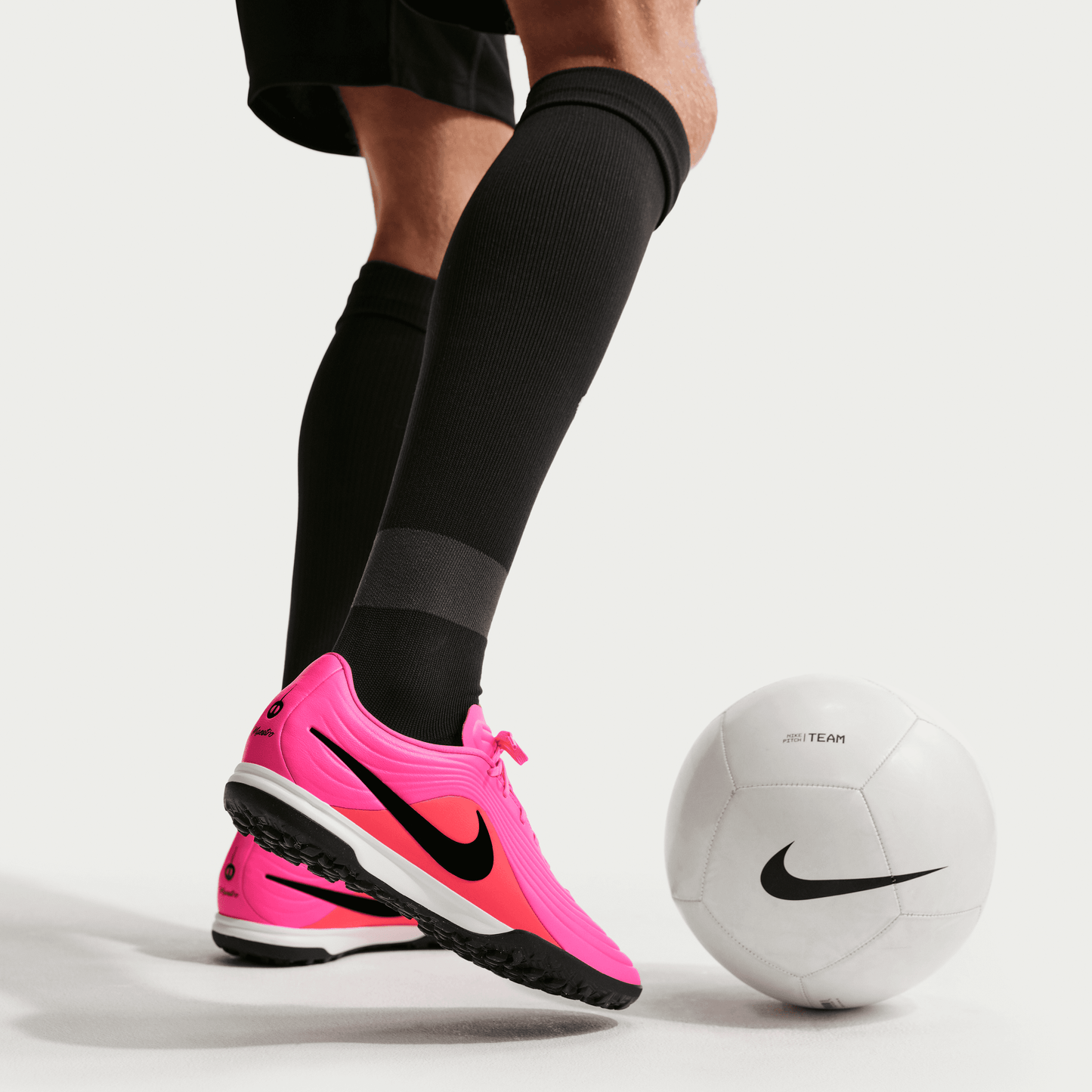 Nike Tiempo Maestro Academy Turf
