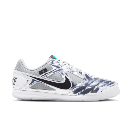 Nike Gato LV8 Indoor Shoes