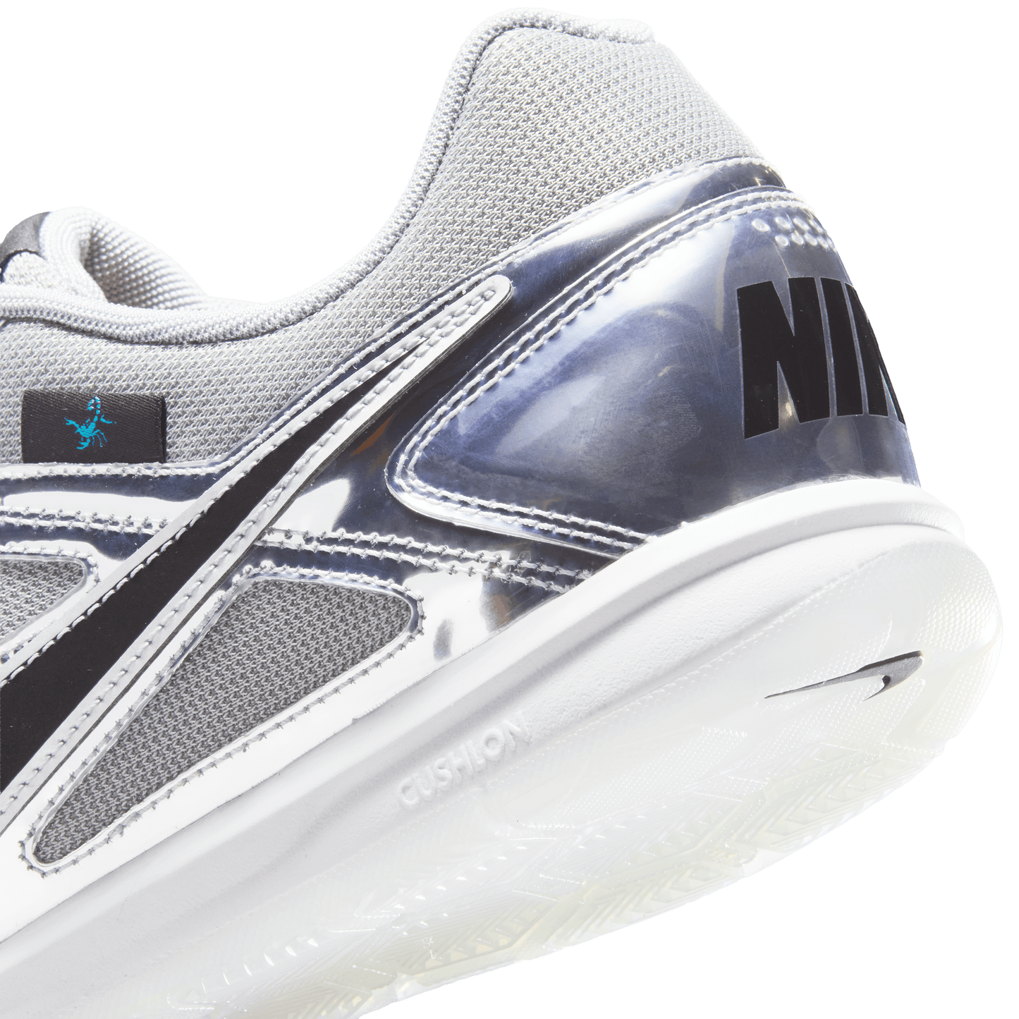 Nike Gato LV8 Indoor Shoes