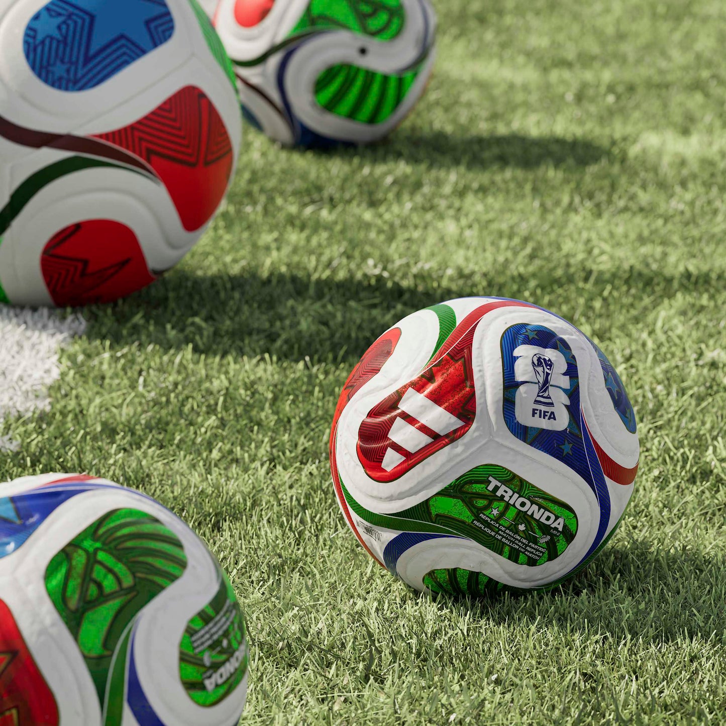 Adidas World Cup 2026 Trionda Mini Soccer Ball