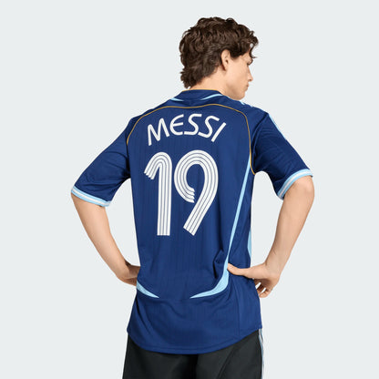 Adidas Argentina 2006 Messi #19 Away Jersey