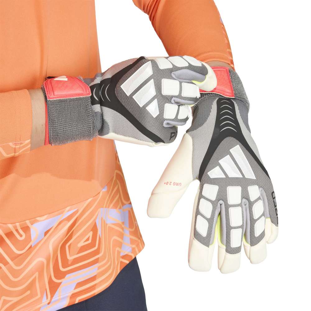 Adidas Predator Pro Hybrid Strap Goalkeeper Gloves
