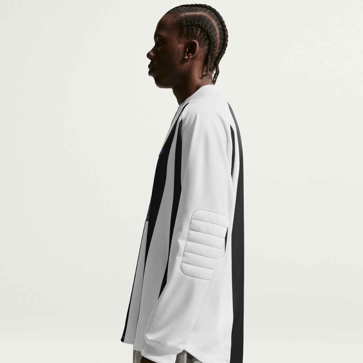 Nike Sportswear Club Goalkeeper Shirt