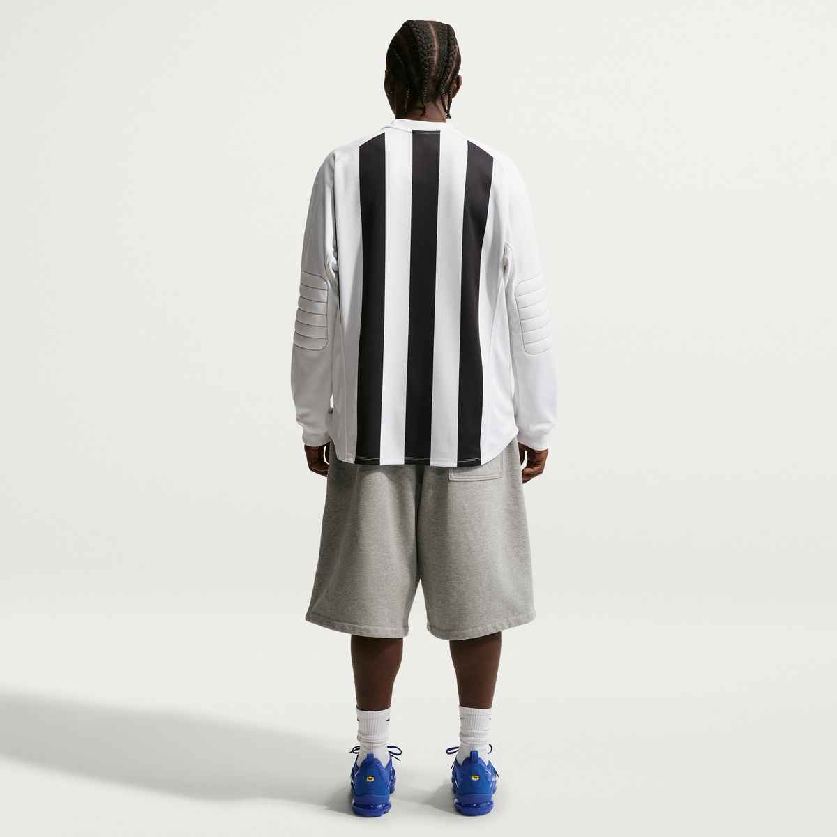 Nike Sportswear Club Goalkeeper Shirt