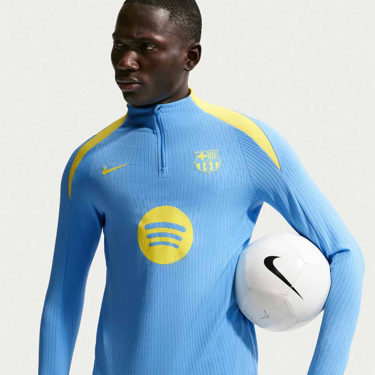Nike Barcelona Strike Elite SE Quarter Zip – Soccer World Central