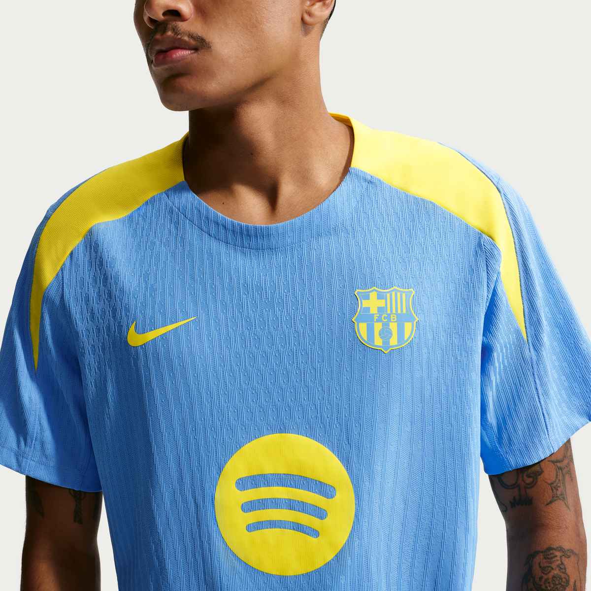 Nike Barcelona Strike Elite SE Drill Top