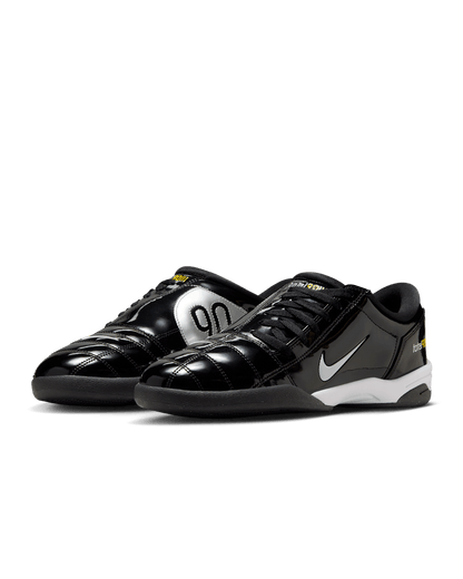Nike Total 90 Shoes